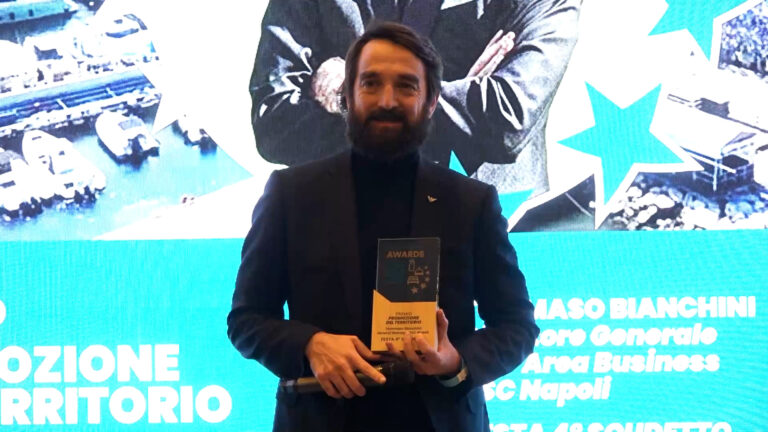 Chiude Tutto Hotel 2026, premiato il Calcio Napoli