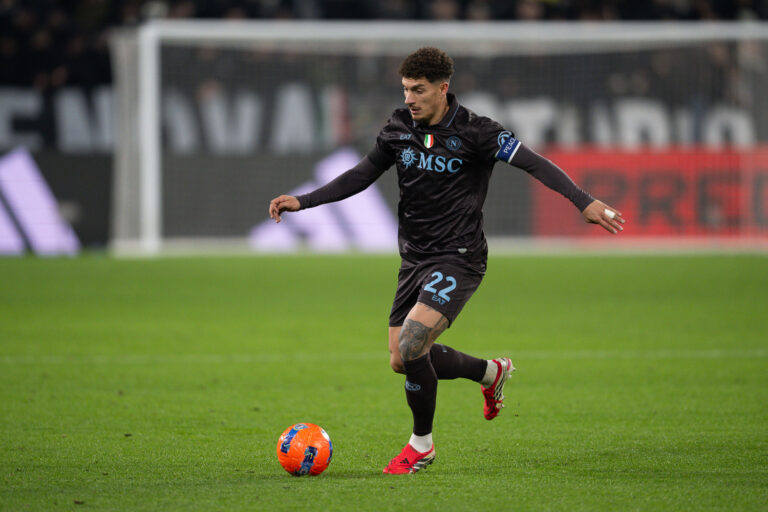 Napoli, 300 in azzurro per il capitano Di Lorenzo: le congratulazioni del club