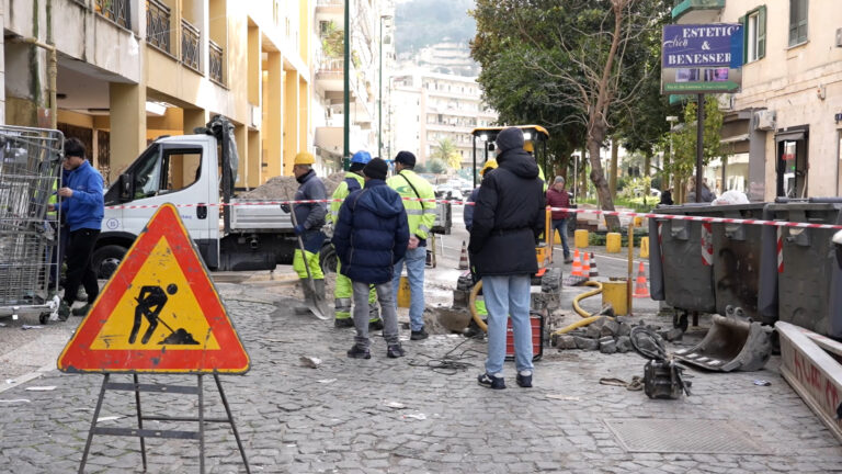 via Leopardi senza acqua