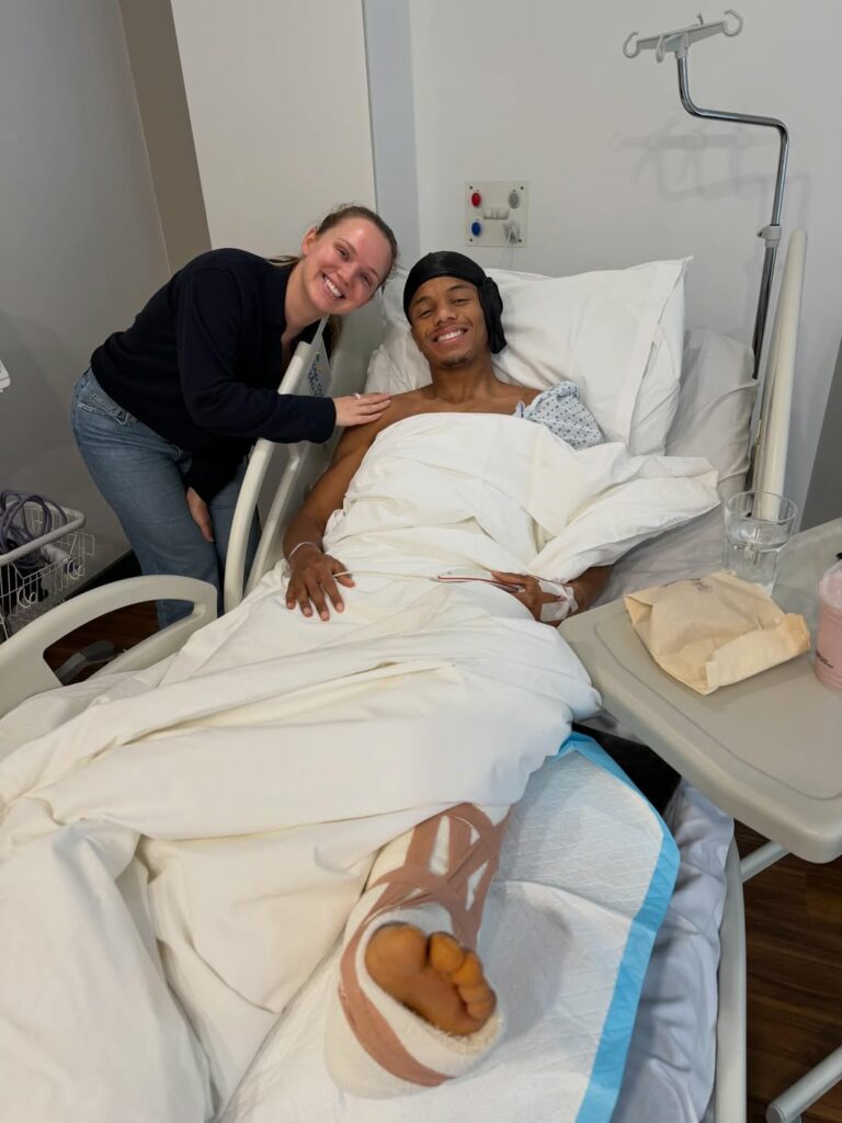 Napoli, intervento riuscito per David Neres: il commento del brasiliano e del club