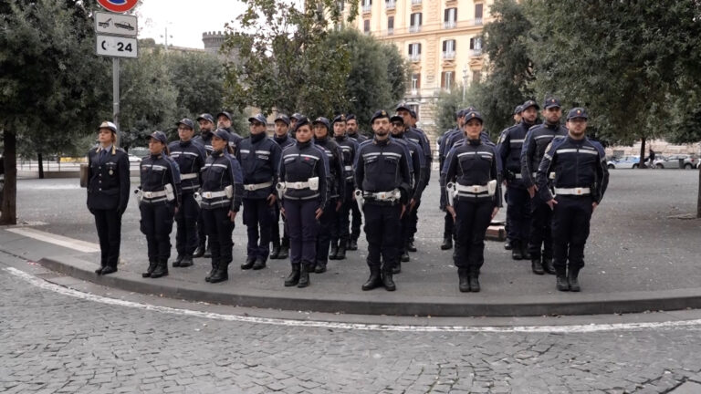 Polizia municipale, a Napoli in arrivo 200 agenti