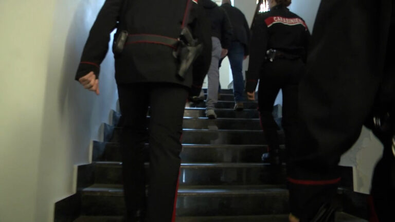 Lesioni su 53enne a Salerno, Tribunale assolve 5 carabinieri