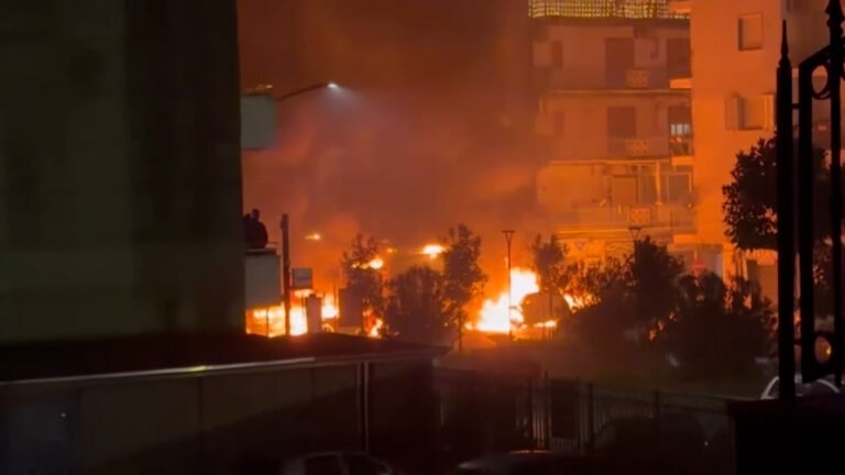Capodanno: incendi, danni e città sporca