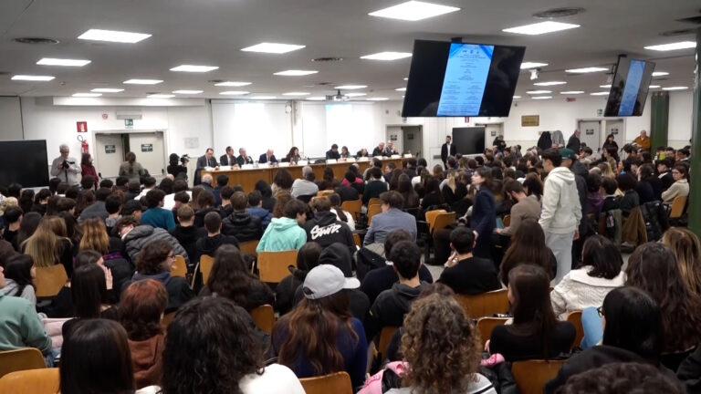 Referendum giustizia, dibattito per le scuole alla Federico II