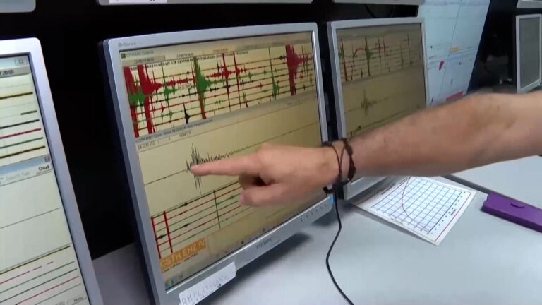 Bradisismo, nuovo sciame sismico nei Campi Flegrei