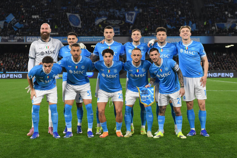 Napoli-Roma 2-2: un punto a testa per la corsa Champions