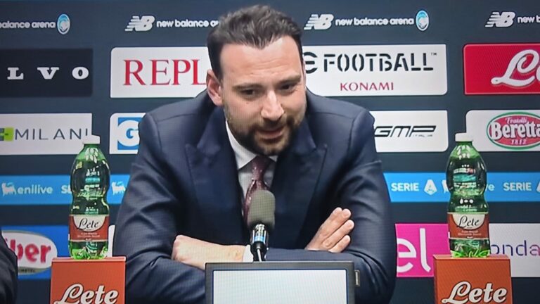 Manna in conferenza: “Solo Chiffi ha visto quel fallo, è sconcertante e sotto gli occhi di tutti. Servono valutazioni”