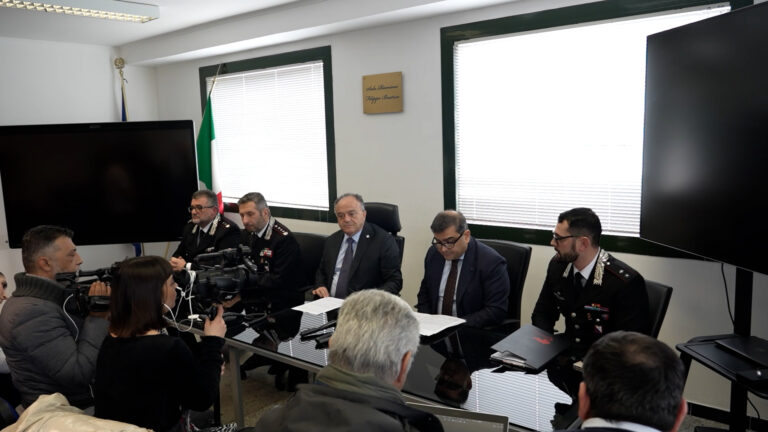 Camorra, colpo al clan Gagliardi: 21 arresti nel casertano