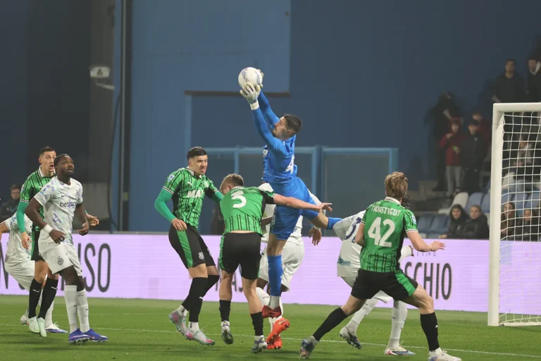 Sassuolo-Inter, i tifosi interisti cantano “Odio Napoli” sullo 0-4