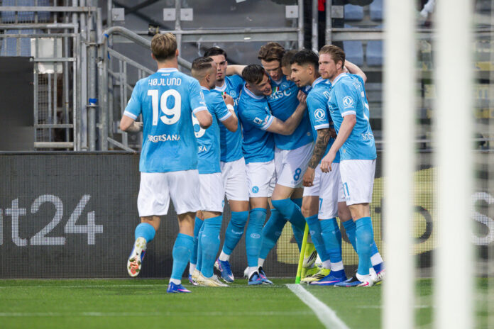 L'esultanza dei giocatori del Napoli contro il Cagliari (fonte: SSC Napoli)