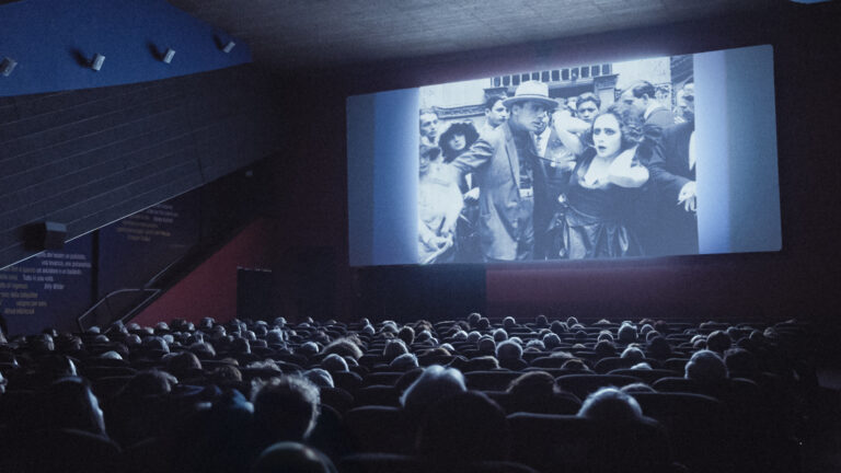 “Elvira Norati. Oltre il silenzio” in tour mondiale
