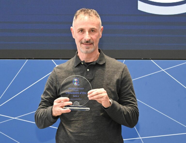 Napoli, Costantino Coratti eletto miglior preparatore atletico della scorsa stagione: ha vinto il premio Cronometro d’oro