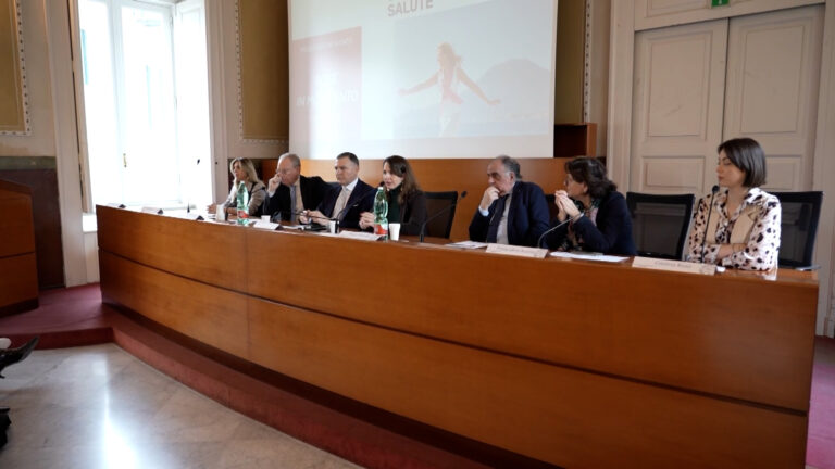 "Rose in movimento", focus su benefici attività fisica nella prevenzione del carcinoma al seno