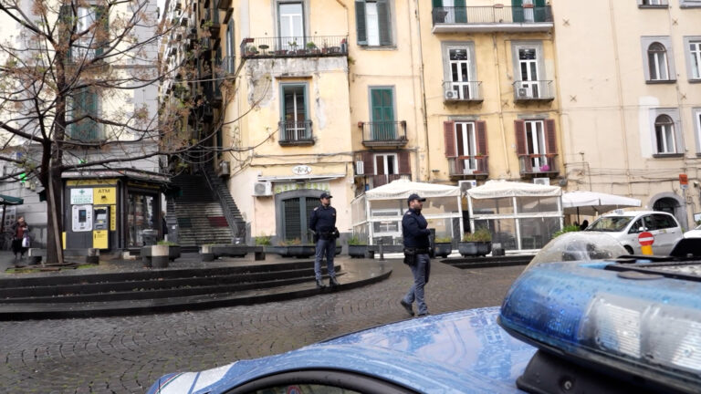 Presidio fisso di polizia in piazza Carolina dopo spari, Mazzone: "Serve altro"