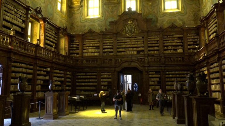 Napoli, 14 anni dopo il saccheggio riapre Biblioteca dei Girolamini