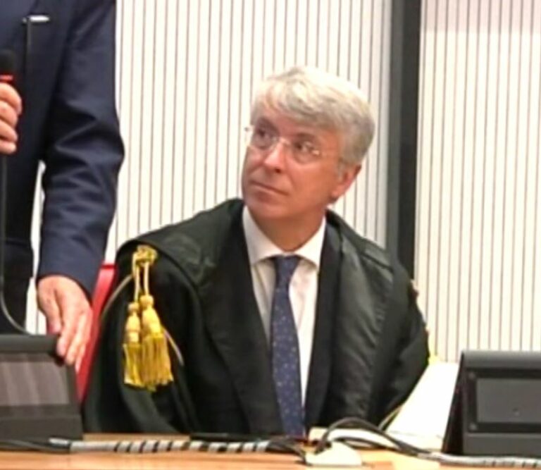 Salerno, Raffaele Cantone assume le funzioni di nuovo Procuratore della Repubblica