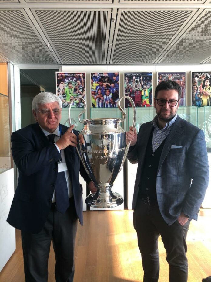 Il trofeo della Champions League prodotto da IACO Group