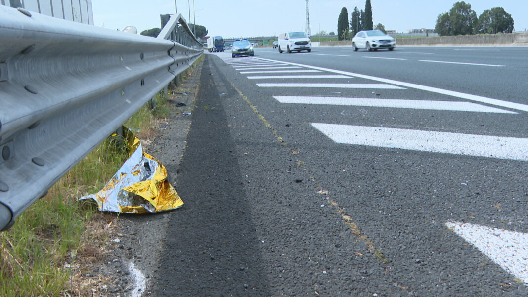 Protesta contro caro carburante, morto camionista investito da auto