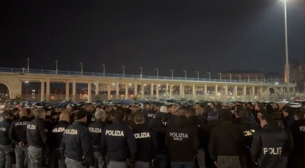 Clan Russo, eseguiti 23 arresti per droga e armi