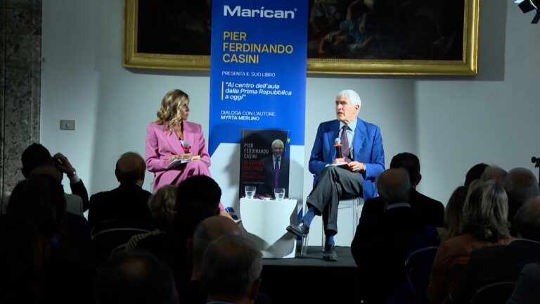 “Al Centro dell’Aula dalla Prima Repubblica ad oggi”, il libro di Pier Ferdinando Casini
