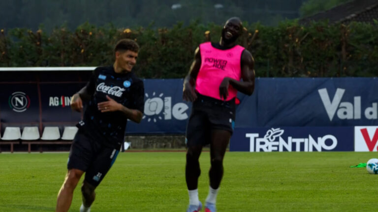 Lukaku fuori rosa, i tifosi: "Giusta punizione"