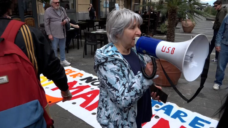 Lavoro, continua la protesta degli operatori dei servizi per le dipendenze