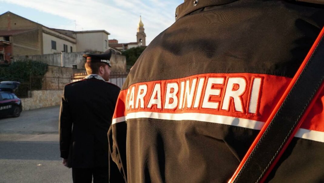 Minaccia di morte la madre di 83 anni: un tossicodipendente di 48 anni arrestato ieri dai carabinieri a Parete