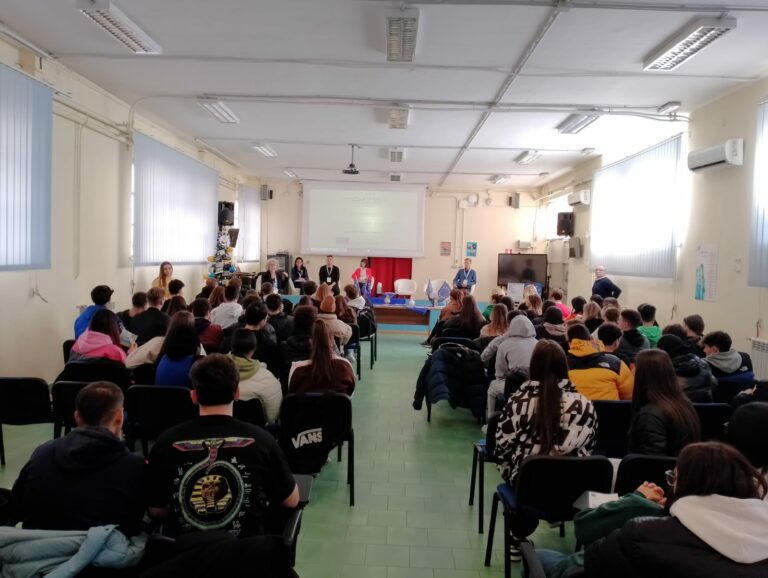 Dispersione scolastica: l'Italia, grazie al Mezzogiorno, meglio di Germania e Spagna