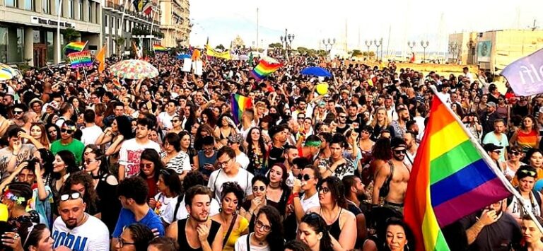 A Napoli il “Pride Park, il villaggio dei diritti” si terrà presso il Real Albergo dei Poveri. Resa nota una lettera delle detenute trans a Secondigliano