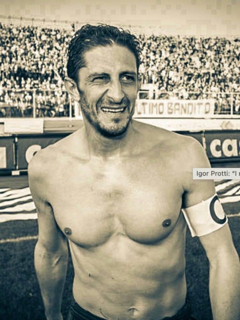 Lutto nel mondo del calcio, è morto Igor Protti