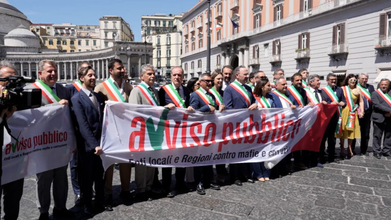 Ogni 28 ore un amministratore è minacciato
