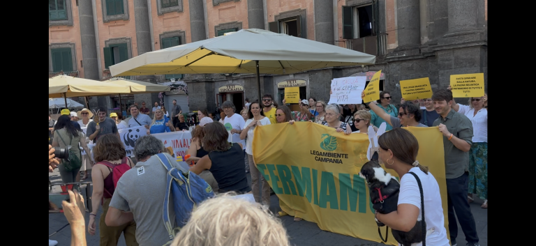 Ddl caccia, a Napoli flash mob delle associazioni ambientaliste