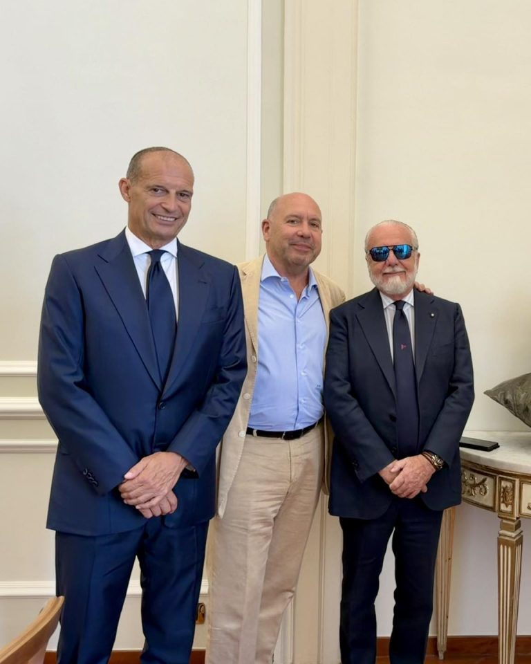 Il teatro San Carlo ringrazia il Napoli: “Felici di aver ospitato la presentazione di mister Allegri”