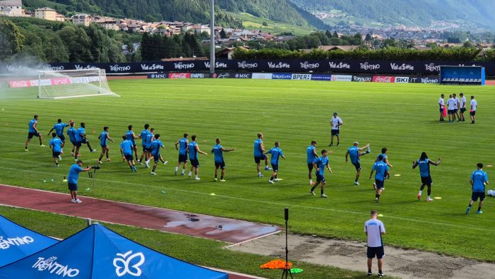 Allenamento mattutino del Napoli (Videoinformazioni.com)