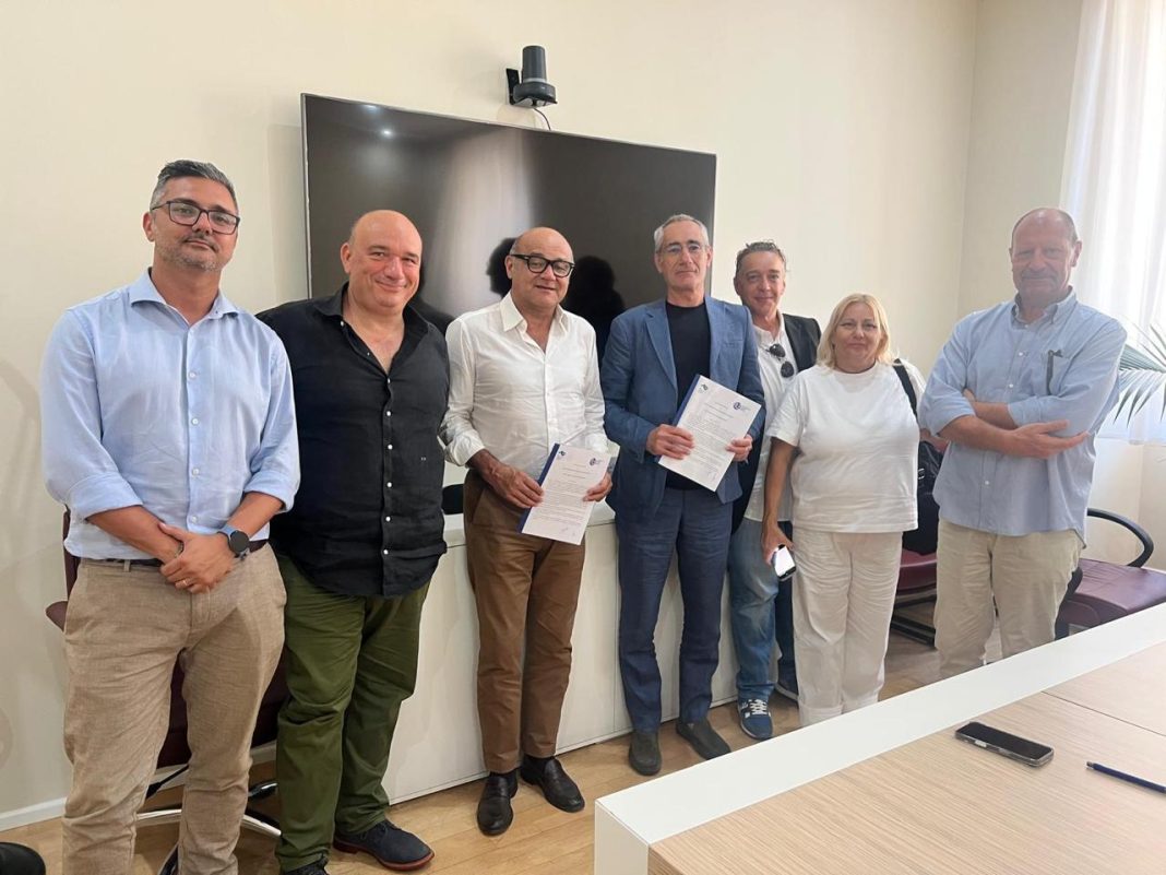 L'accordo punta a valorizzare l'editoria indipendente e cooperativa, elemento essenziale del sistema culturale. L'obiettivo è sviluppare collaborazioni per la promozione culturale, la comunicazione istituzionale e il rafforzamento della rappresentanza