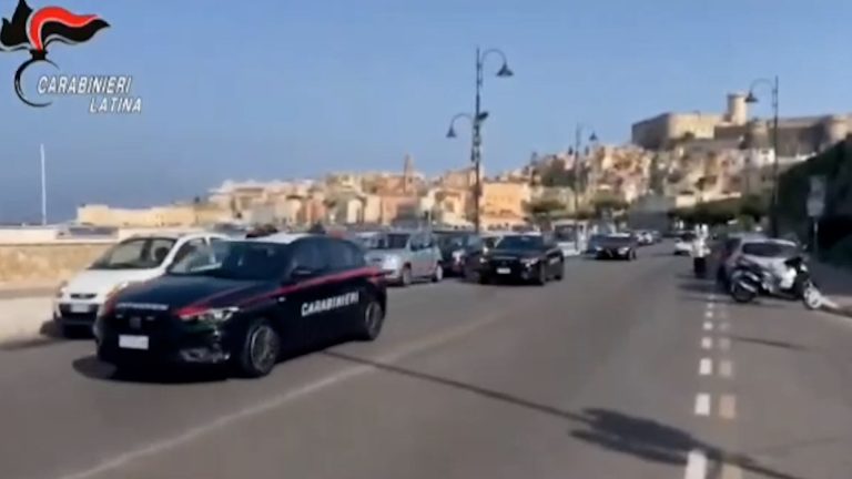 Traffico di droga tra basso Lazio e Campania: carabinieri smantellano organizzazione criminale