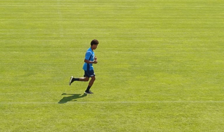 FOTO – Napoli, a Dimaro si rivede David Neres per dei giri di campo