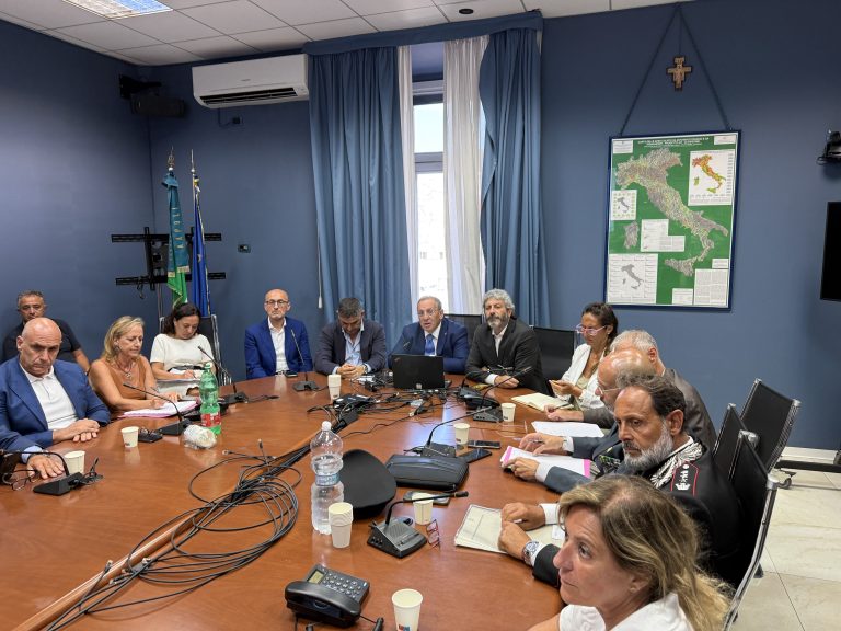 Campi flegrei, Fico:”La priorità è il rientro degli sfollati”