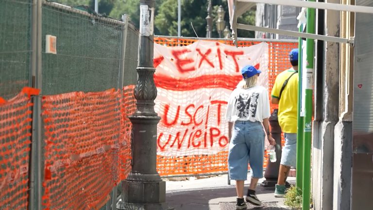 L’estate tra cantieri e ritardi