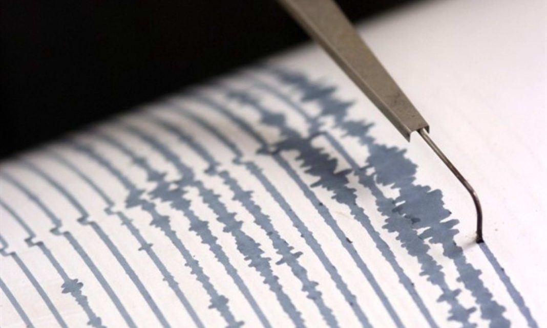 Paura ai Campi Flegrei, nuova scossa di magnitudo 3.0 e sciame sismico