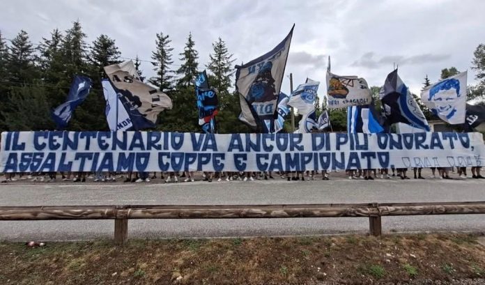 Lo striscione degli ultras in Abruzzo