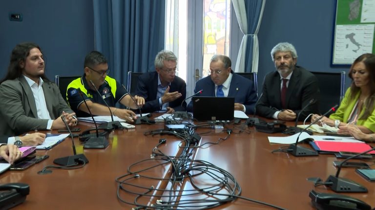 Emergenza abitativa post terremoto nei Campi Flegrei: vertice in prefettura