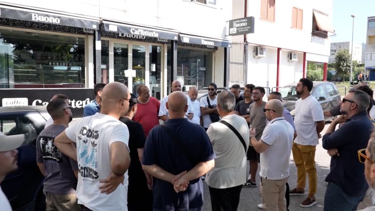 è allarme commercio