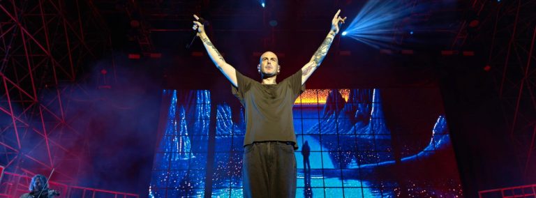 Gemitaiz porta il suo “Elsewhere Live Tour 2026” alla Reggia di Caserta