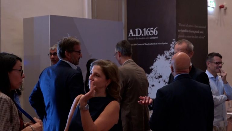 1656, l’anno della peste a Napoli in una mostra multimediale a palazzo “Diomede Carafa”