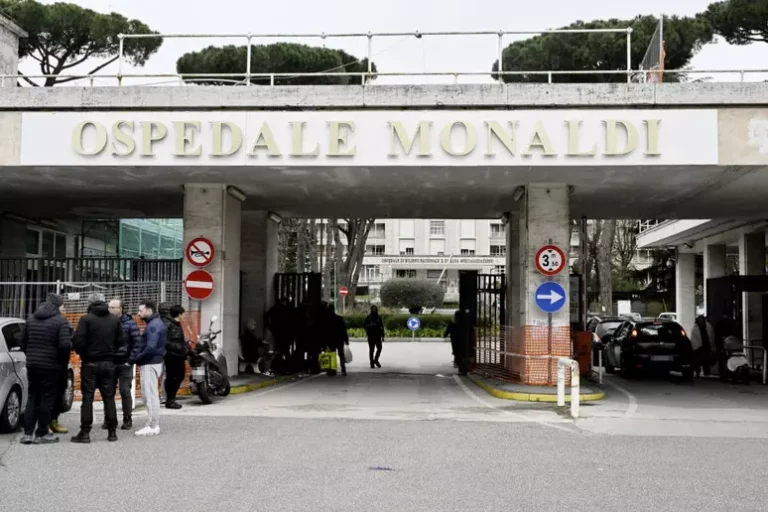 Alta chirurgia al Monaldi: eseguito prelievo a cuore fermo. Donati fegato e cornee