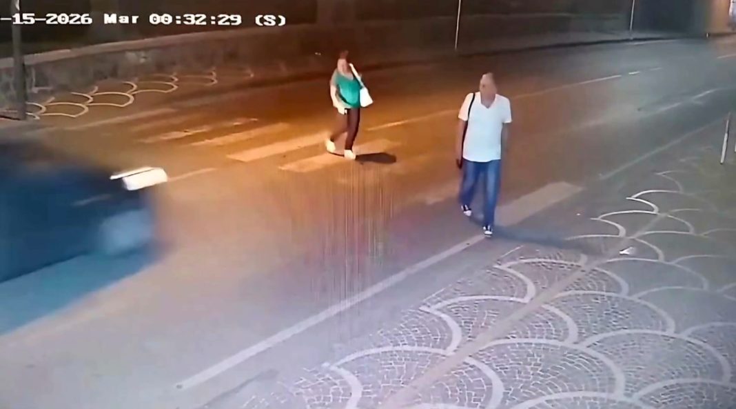 Travolta e uccisa sulle strisce a Pompei: auto pirata la sbalza via e scappa nella notte