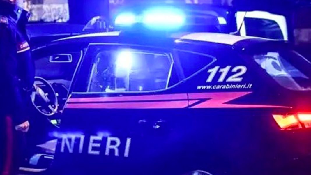 Aggressione choc a Posillipo: massacra il titolare e devasta il bar per non pagare le bibite. Arrestato dai carabinieri