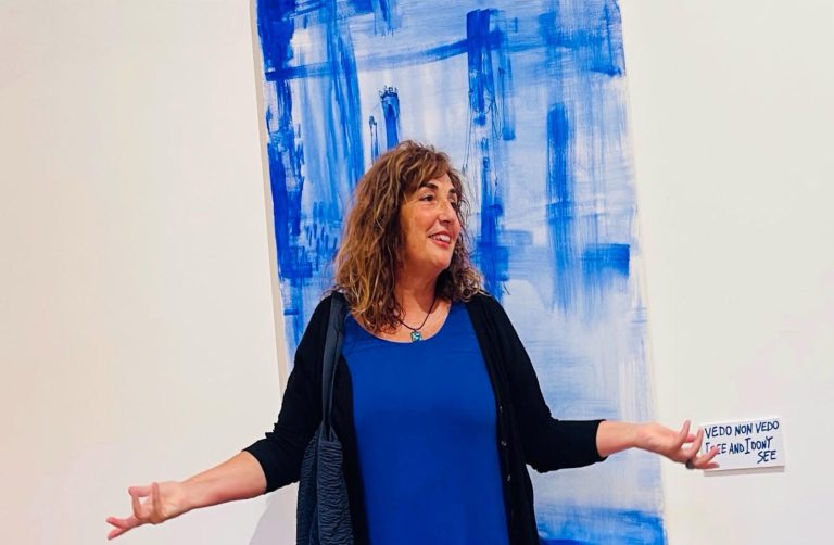 «I don't care, I am invisible», prorogata la mostra di Claudia Piscitelli nel Museo della Moda di Napoli