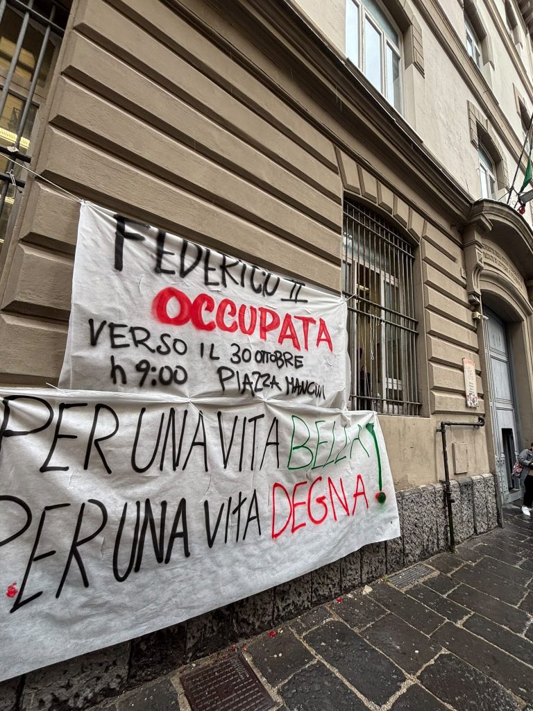 università federico II occupata a Napoli